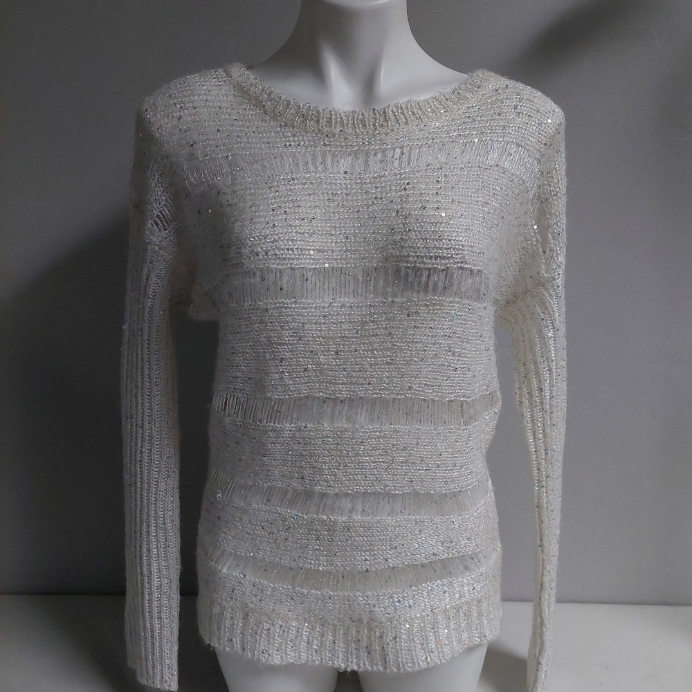 Guess Cream Knit Top Sequin Long Sleeve Ribbed Scoop Neck Size XS Delicate Look‎